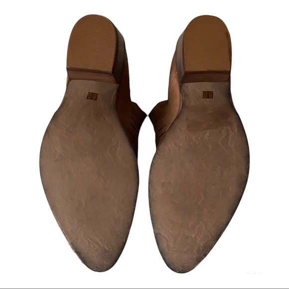 Steve Madden, Size 8 Booties - Picture 4 of 6